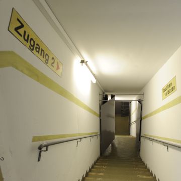 Tickets für Tour 2: Tiefbunker ... 2026-10-25 14:30 am 25.10.2026 - Karten kaufen